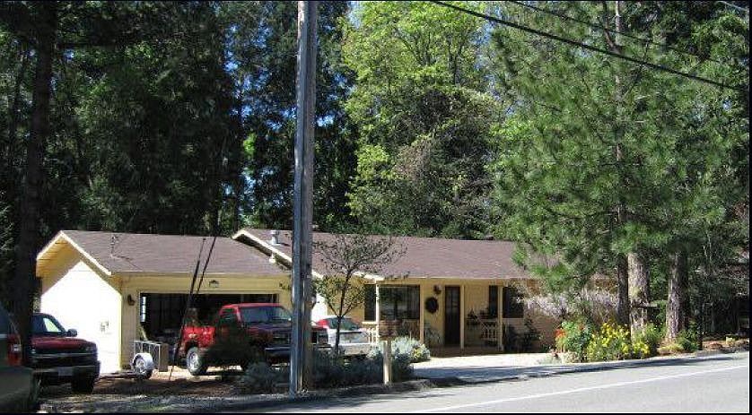 1st image of 13821 S Park Dr