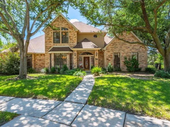 2207 Southern Hills Dr, League City, TX 77573