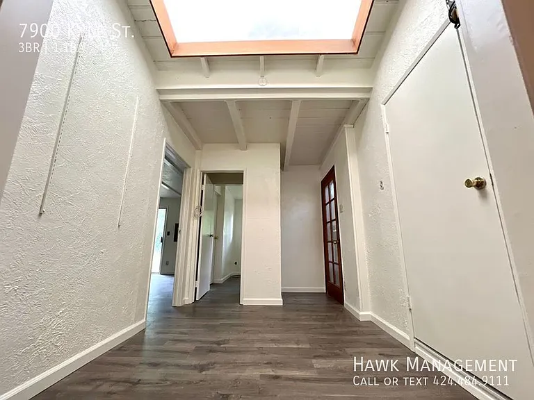 7900 Kyle St — Photo 8
