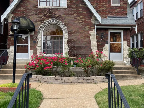 3830 Fillmore St, Saint Louis, MO 63116
