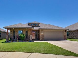 6903 92nd St, Lubbock, TX 79424