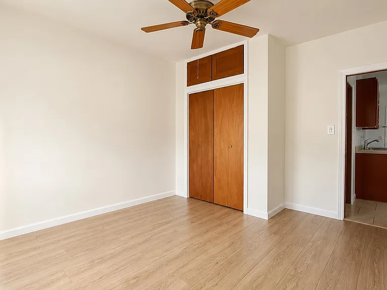 291 Linden Ave — Photo 8