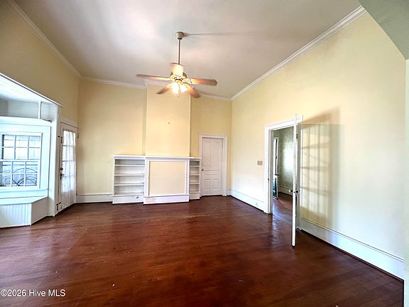 3rd image of 130 E Main Street