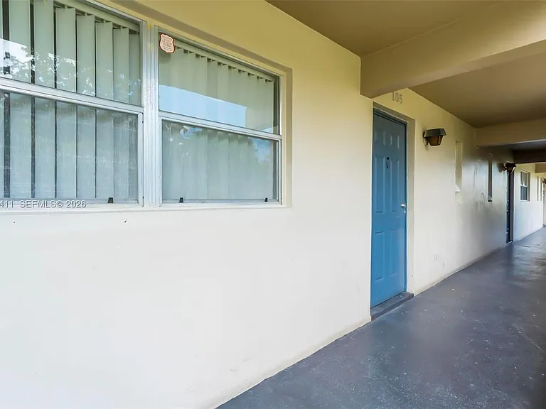 7900 Fairview Dr #105 — Photo 23