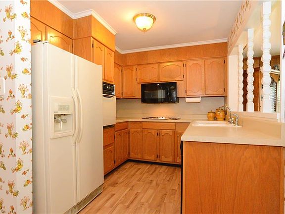 5th image of 3221 Fielding Pl