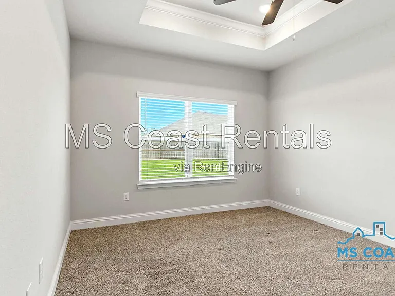 15610 Lantern Cv — Photo 12