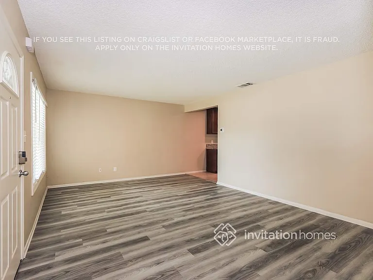 8943 Conway Dr — Photo 3