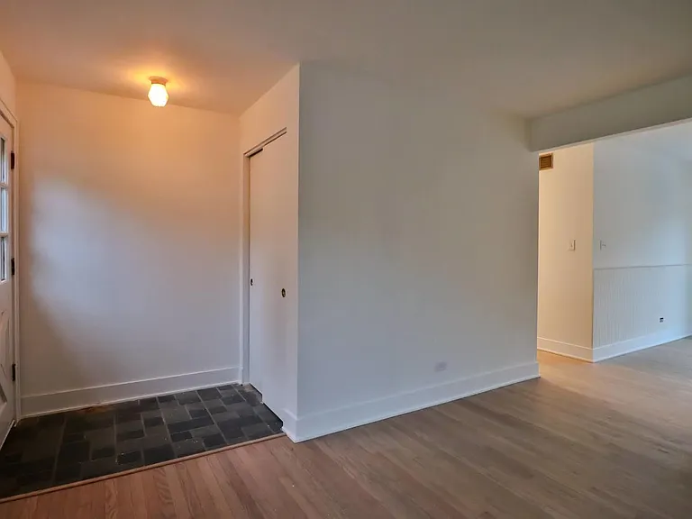 30W162 Claymore Ln — Photo 8