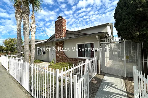840 Walnut Ave #D Photo 1
