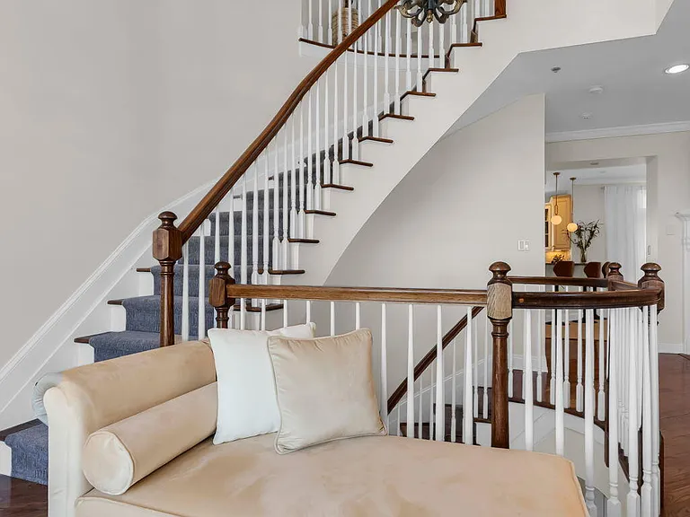 22 McKinley St — Photo 7