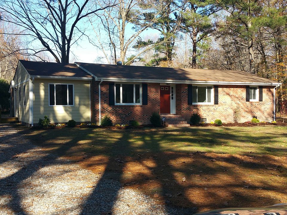 FRONT EXTERIOR