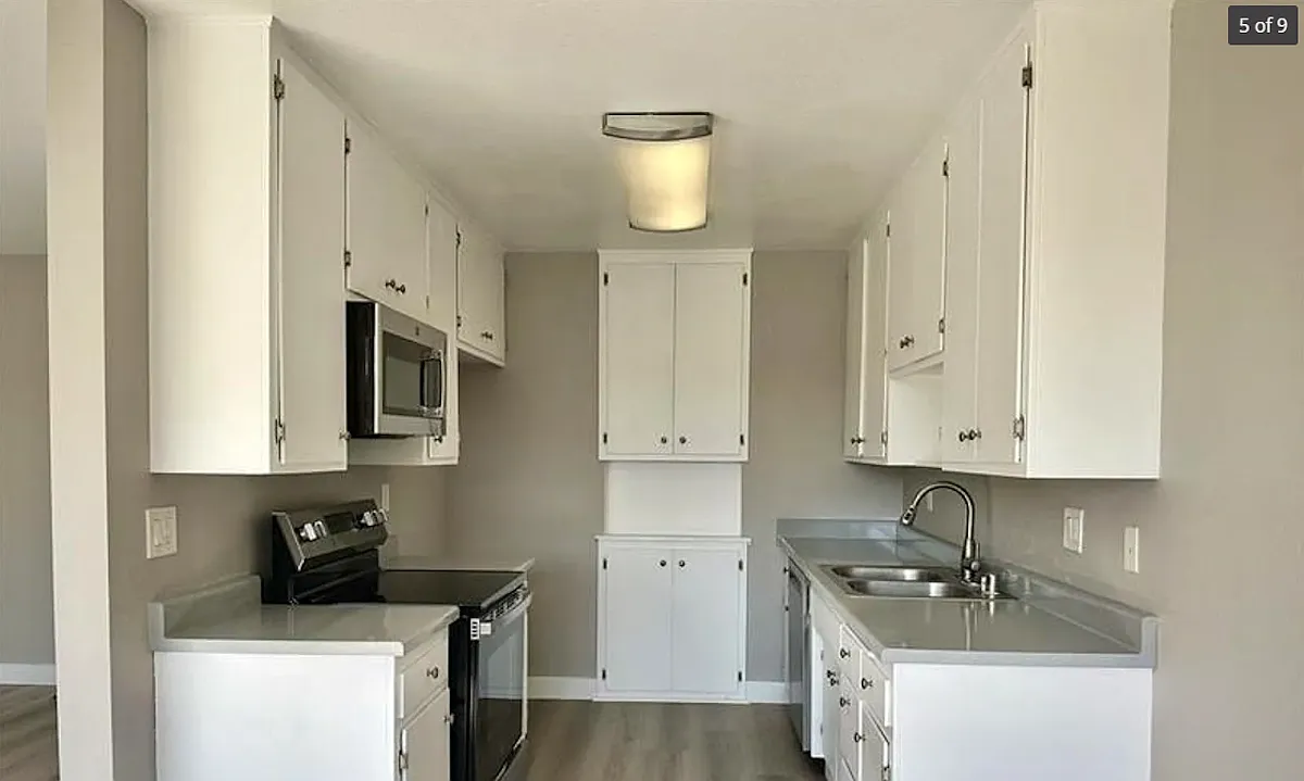 2215 Nelson Ave. — Photo 1
