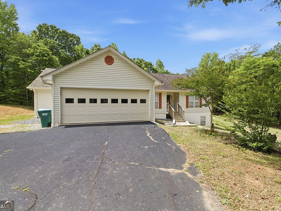 1st image of 949 Smallwood Dr