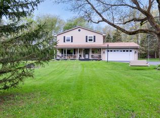 W4178 Woodview Trc, East Troy, WI 53120