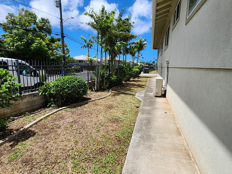 246 Moomuku Pl — Photo 22