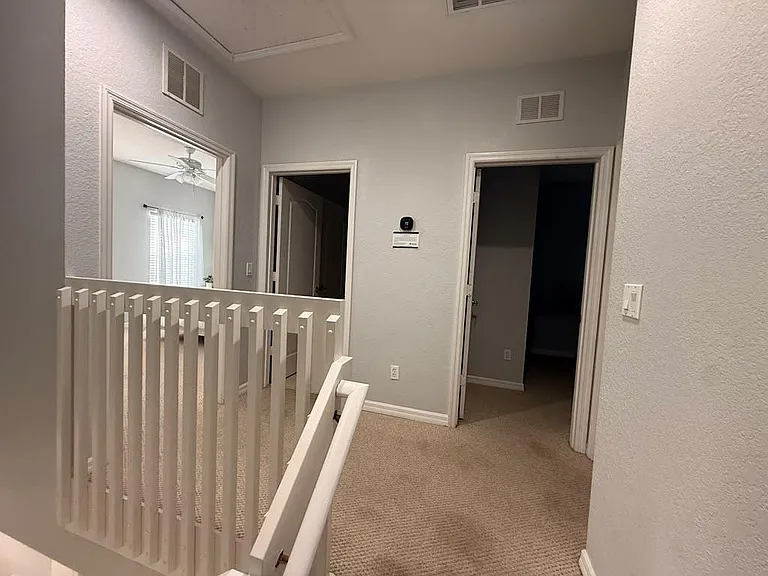 2411 Caravelle Cir — Photo 11