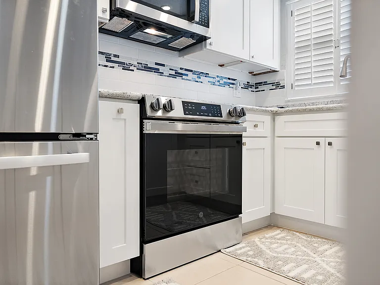 11440 1st St E #1 — Photo 9