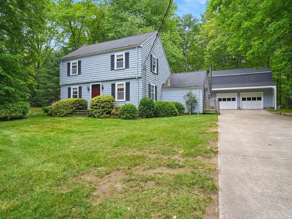 18 Carr Rd, Duxbury, MA 02332