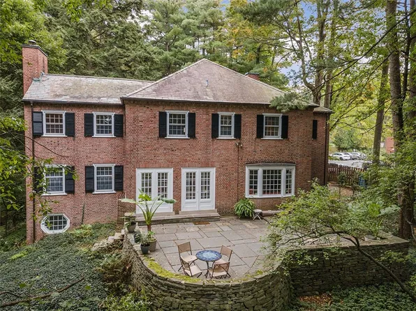 110 Highland Ave, Ithaca, NY 14850