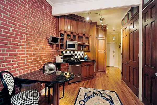 Sold by Corcoran | media 2