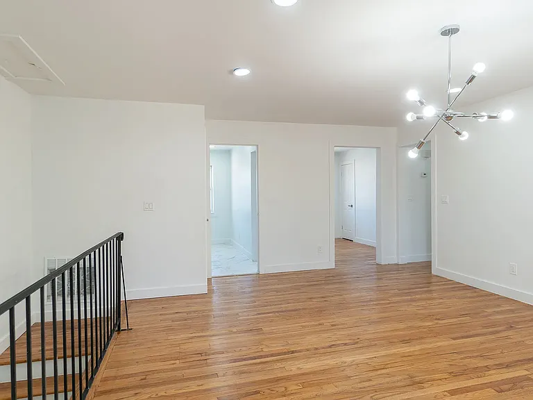 501 Adams Ln #6H — Photo 24