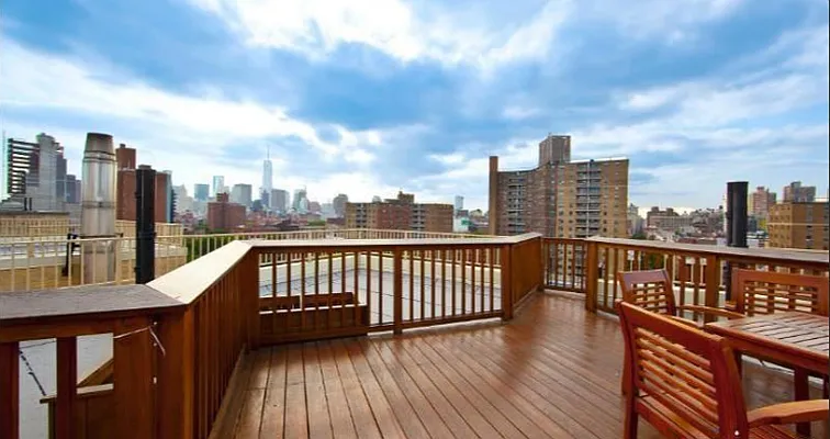 Rented by Akam Sales and Brokerage | media 6