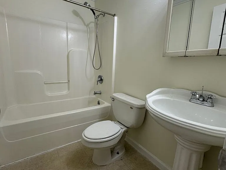 379 Robertsville Rd — Photo 9