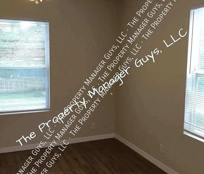 119 S Grove St #A — Photo 16