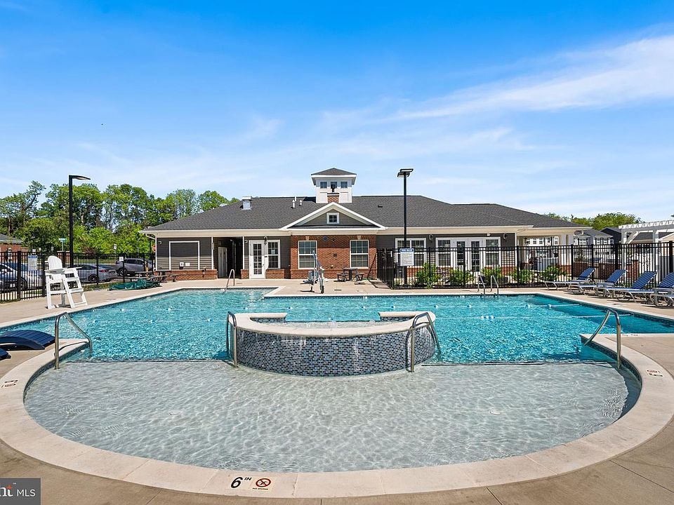1st image of 13950 Englefield Dr Unit 202