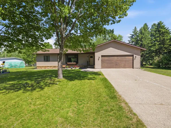 31094 Pine St, Pequot Lakes, MN 56472