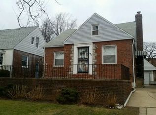 5839 198th St, Fresh Meadows, NY 11365