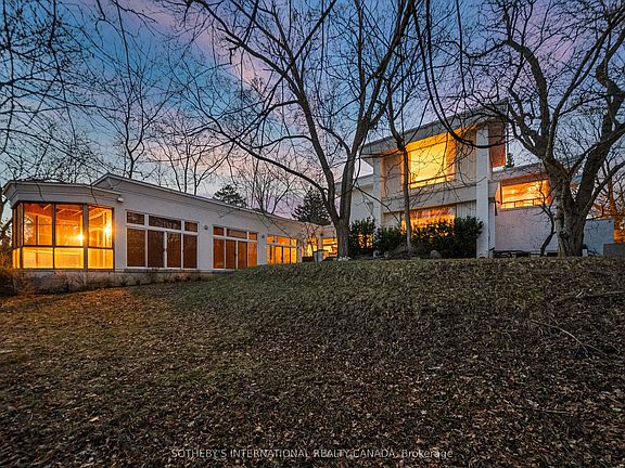 2nd image of 39 Burton Rd
