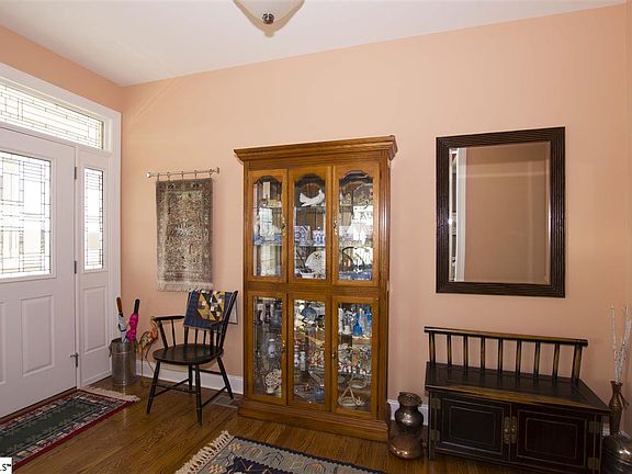 5th image of 103 High Field Ct