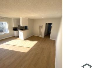 2344 Walnut Ave APT 8, Venice, CA 90291