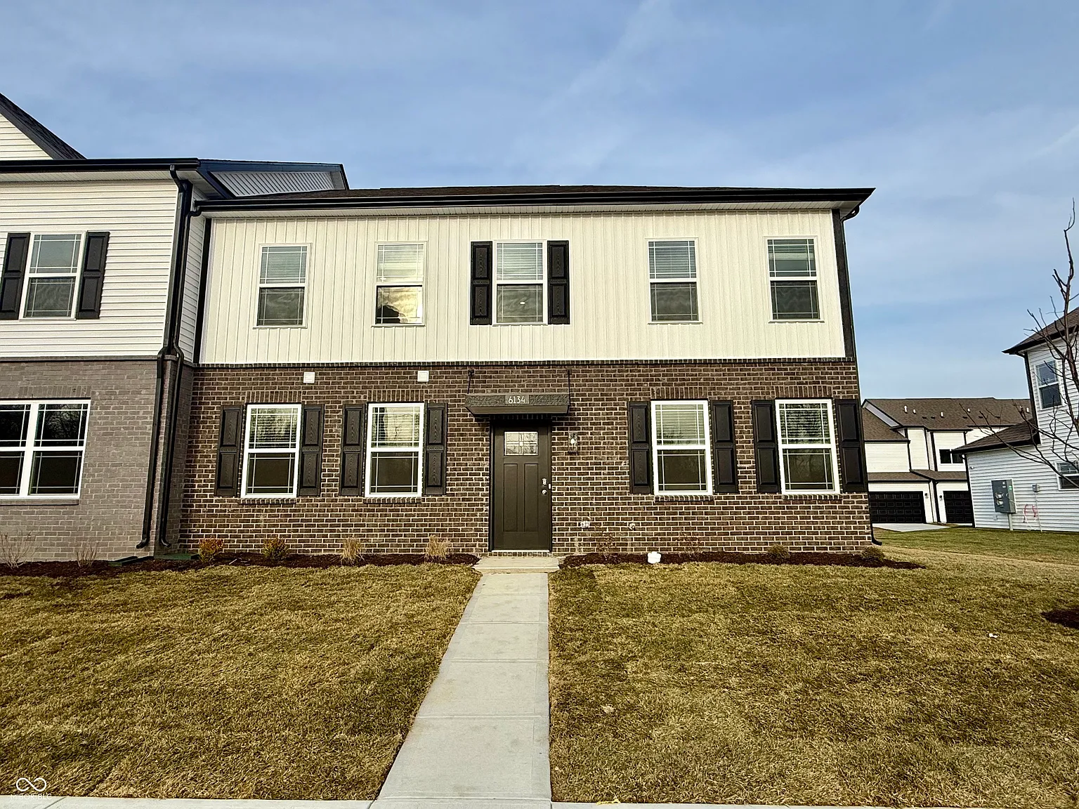 6134 Cascades Dr photo 1