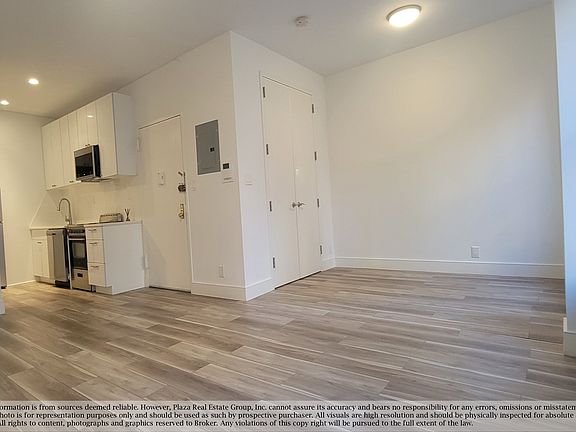 4th image of 880 Lexington Ave #1A