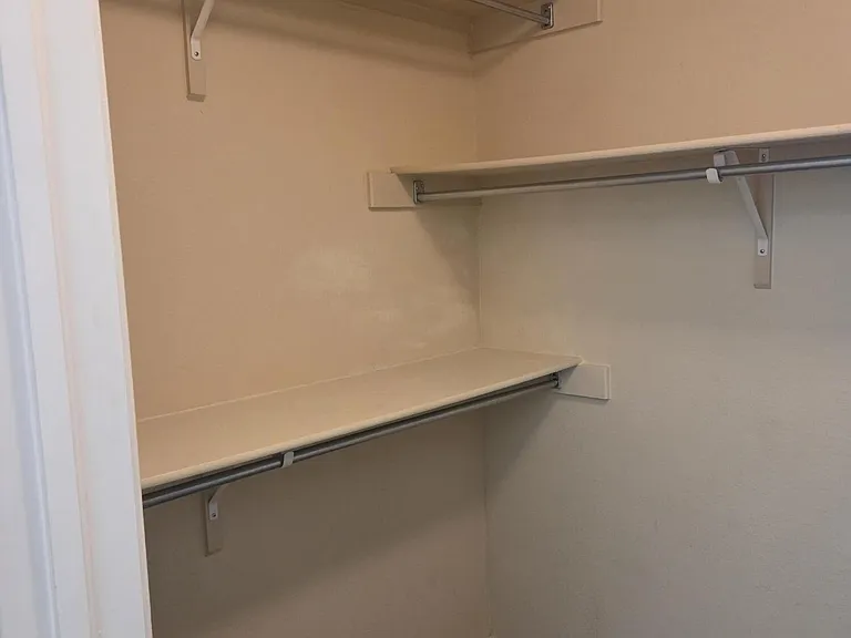 3717 NE Hubble Dr — Photo 27