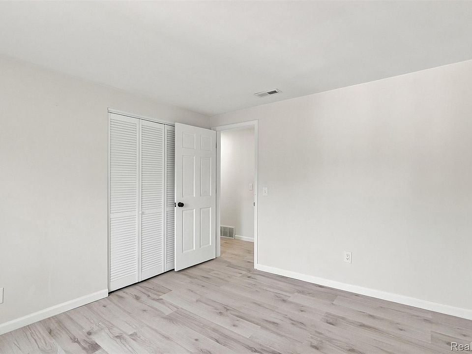 19578 Opal St, photo 15