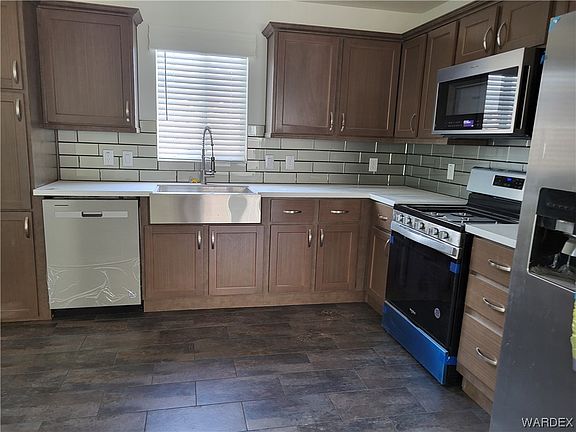 4th image of 8313 S Spruce Drive