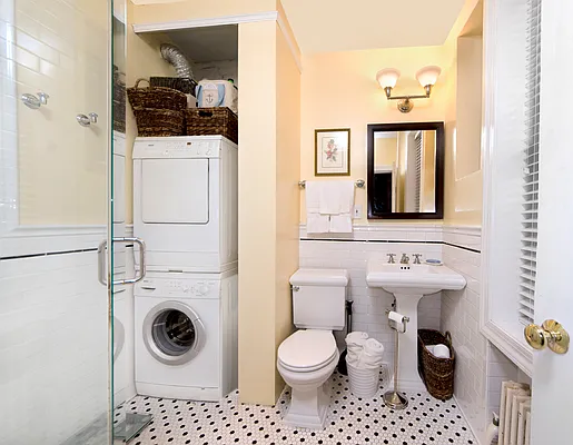 Sold by Tabak Real Estate | media 8