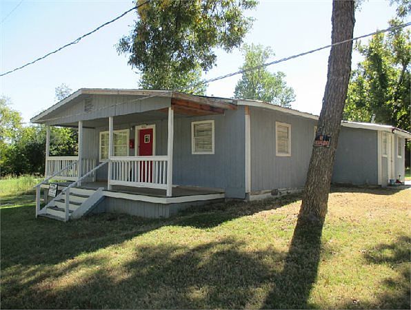 2nd image of 907 W Finley St