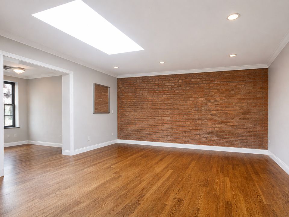 2nd image of 151 Rivington St #4C
