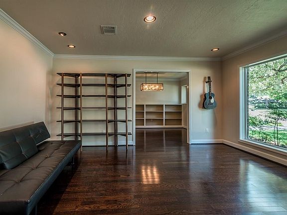 4th image of 4306 Honey Oaks Dr