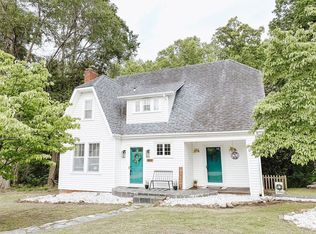 444 Woodlawn Dr, Danville, VA 24541