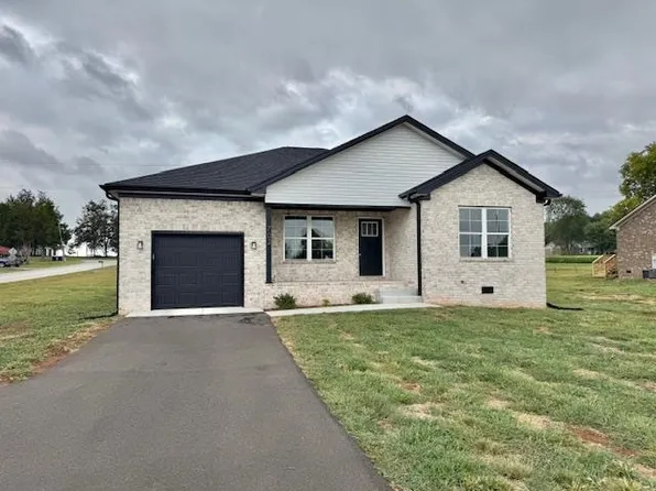 702 Timothy Ln, Bowling Green, KY 42101