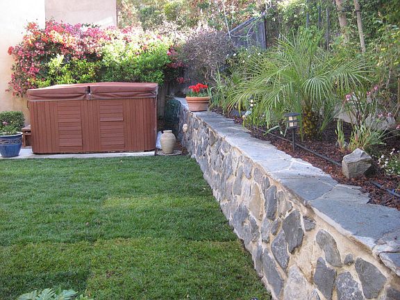 Private yard with Spa