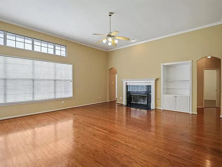 3420 Devonshire Ct — Photo 4