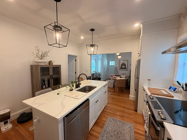 55 Lowell St #1A — Photo 3