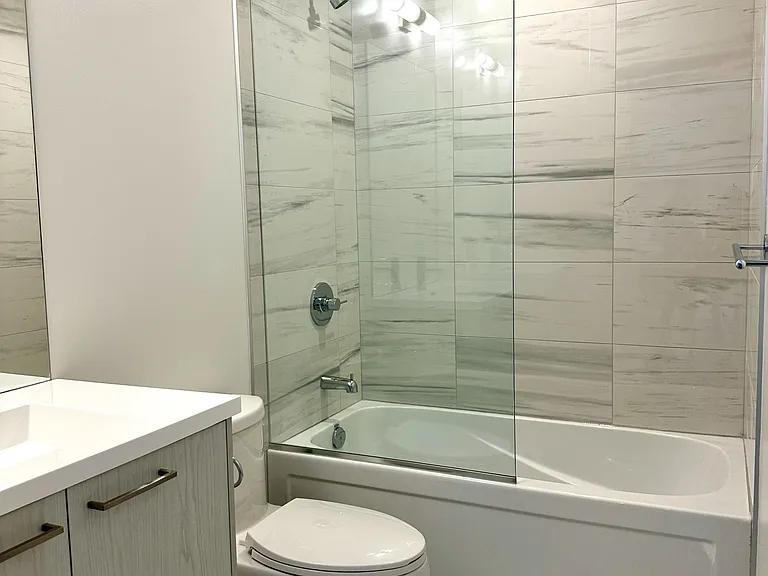 28 Interchange Way #1608 — Photo 14