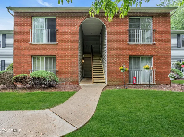 705 Zlotkin Circle #8, Freehold, NJ 07728